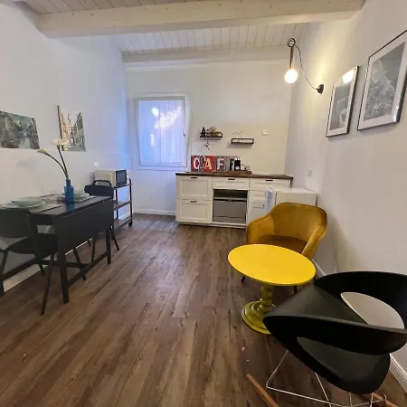 Civico475 House